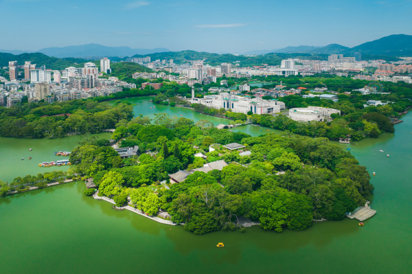 酒店即景点！寒假/周末都不加价，适合扶老携幼！建发酒店国宾馆福建5店通兑2-3晚连住含双早套餐