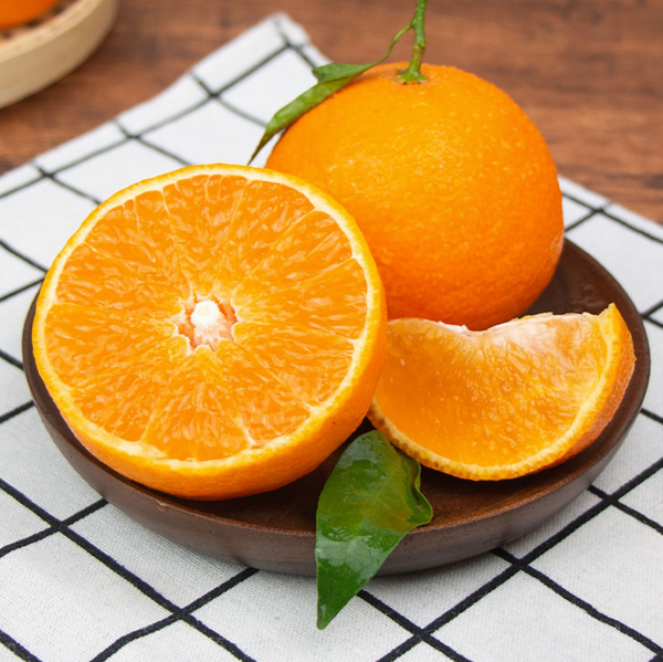 小编精选、88VIP：能够吸的果冻橙你见过吗？堪称柑橘界的佼佼者！