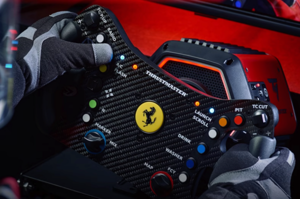 THRUSTMASTER 图马思特 法拉利 488 GT3 赛车模拟器盘面