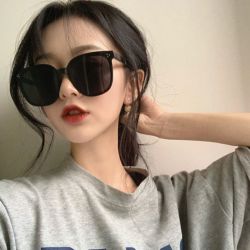 MIAOYISHI 妙忆诗 墨镜女潮韩版大框圆脸蹦迪蓝偏光遮阳太阳镜 黑框灰片 太阳镜（单个眼镜）