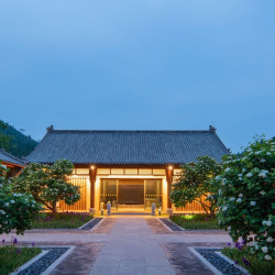 含尼山圣境双人门票！曲阜尼山书院酒店 多房型1晚+双早+下午茶