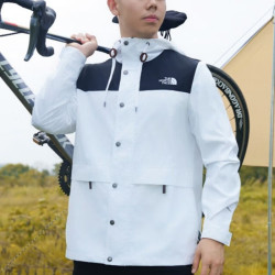 the north face 北面 冲锋衣男装3月户外防风防泼水休闲夹克外套5jyn