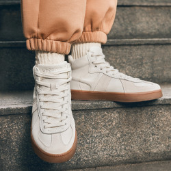 lining李宁休闲鞋女鞋2023新款云川hi板鞋时尚经典滑板鞋运动鞋