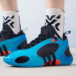 adidas阿迪达斯男鞋子2023冬季新款米切尔5代签名款篮球鞋ie8325