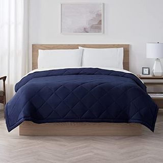 Serta 舒达 超软凉爽轻质抱毯,适用于四季的床上用品和沙发,全色/中号双人床,双排扣大衣