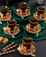 (6 件套)土耳其茶杯套装带茶托架勺子,装饰有施华洛世奇水晶和珍珠,24 件,93.6 克容量(金色)