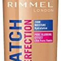 RIMMEL London Match Perfection 粉底，持久保湿的成分，智能色调技