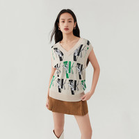 LILY丽丽 趣味俏皮提花针织马甲背心女