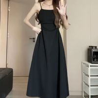 BTTKDL 灯芯绒冬法式富家千金黑色赫本风连衣裙子套装女 黑色长裙