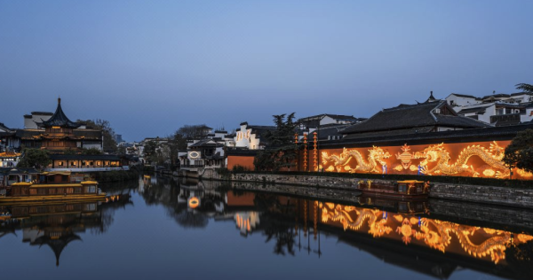 住南京第一高楼96m²大套房！周末不加价！南京紫峰绿地洲际酒店 开放式城景套房1晚含行政礼遇