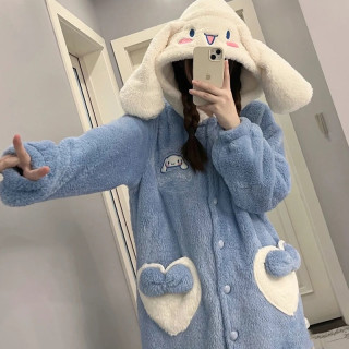VOCKOO 2023草莓熊睡袍珊瑚绒睡衣女冬季玉桂狗卡通少女睡裙