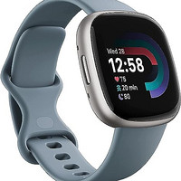 Fitbit Versa 4 智能手表，内置 GPS，电池续航时间长达 6 天 - 兼容 iOS 15 或更高版本以及 Android 操作系统 9.0 或更高版本，瀑布蓝/白金铝材