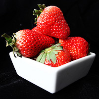 【香菇来了】丹东99草莓水果东港红颜奶油草莓大果