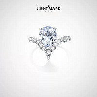 Light Mark 小白光 18K金钻石戒指水滴型钻戒梨形女戒V型戒臂镶钻