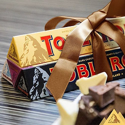 TOBLERONE 瑞士三角 亿滋欧洲进口Toblerone三角黑巧克力100g白巧巴旦木送礼