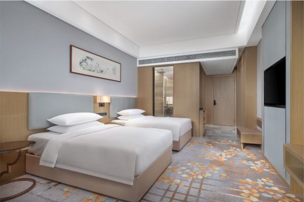 周末不加价5分钟步行到地铁站近奥体中心杭州萧山万怡酒店高级双床房2