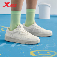 XTEP 特步 苜白板鞋女鞋休闲鞋舒适厚底运动鞋小白鞋 帆白 38码