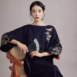 陌遇秋季中国风复古绣花长款礼服新中式毛呢束腰连衣裙 深蓝色 S