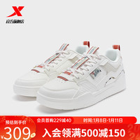 XTEP 特步 新春系列祥瑞八方休闲鞋运动板鞋男976119310064 帆白/茶白色 45