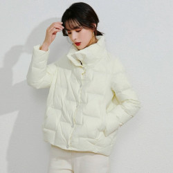 短款轻薄新款羽绒服女款高端女韩版冬季外套白鸭绒羽绒服女式女装多少