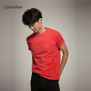 Calvin Klein【新年礼袋明星同款龙年新春系列】Jeans24春男女T恤J400358 XAT-胭脂红 M