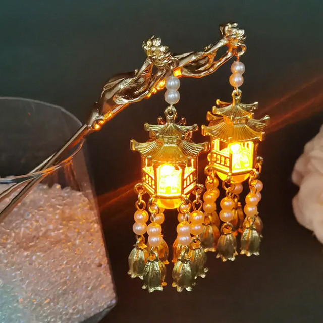 MENGYI 梦逸 抖音同款会发光的流苏发簪古风凉亭步摇汉服头饰簪子古装复古宫廷饰品送女友盘发簪