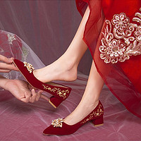 花丫花丫婚鞋女结婚秀禾订婚鞋女2024新中式红色绒面中高跟鞋女粗跟单鞋女 4.5厘米39码