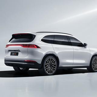 远航汽车 H8  23款 560km 四驱尊享版