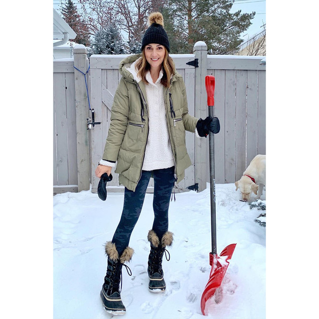 OROLAY 欧绒莱 23年冬季中长款加厚羽绒女保暖外套欧洲站时尚奢华