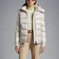 MONCLER 盟可睐 女士连帽羽绒服 I20931A0014268950265 米色 L