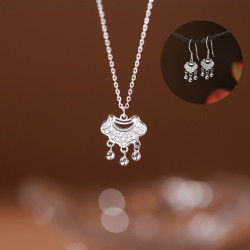 tmowo通体925纯银平安锁项链女轻奢小众吊坠锁骨链2023新款高级设计感