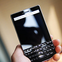 BlackBerry 黑莓 P9983保时捷手机定制三网电信4G限量骑士 金刚黑礼盒大包装