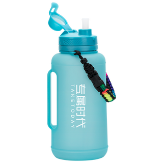 专属时代硅胶水杯男2000mL大容量水壶户外便携吸管杯运动水杯