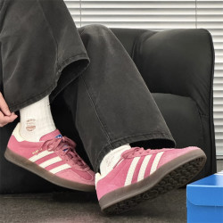 adidas GAZELLE INDOOR 粉色草莓熊德训复古百搭轻便休闲运动板鞋T头鞋 IF1809