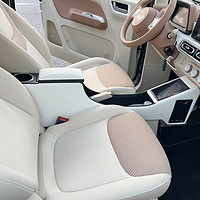 宾步 2024款五菱马卡龙第三代扶手箱专用宏光miniev车内装饰布置手扶箱