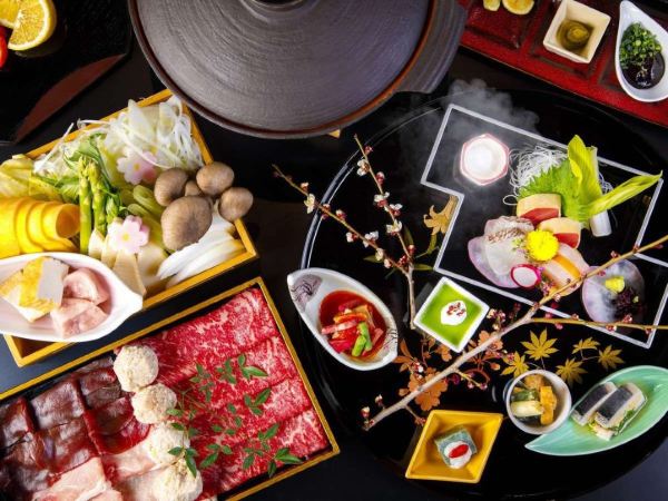 东京出发1.5h!箱根必打卡的百年汤泉,含2餐!日本箱根小涌园三河屋旅馆 别馆日式双床房(公共浴池)1晚(含双早+双人日式晚餐)