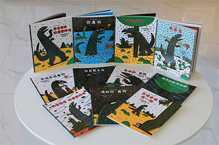 《宫西达也恐龙故事》（20周年纪念套装、套装共11册）