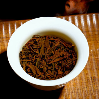 映妙一级红茶 正山小种 武夷山原产 高山茶园 茶叶礼罐装 小种250克配一壶4杯