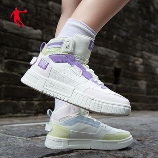 QIAODAN 乔丹 质燥女板鞋高帮2024春季革面运动鞋休闲小白鞋女