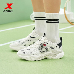 xtep特步赤焰运动鞋女款夏季透气网面休闲鞋agaho联名977218320008