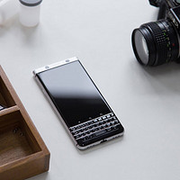 BlackBerry 黑莓 KEYONE全键盘指纹识别双卡双待全网通电信4G手机 金色双卡4G 套餐一 64GB 中国大陆