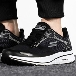 4元】斯凯奇跑鞋_skechers 斯凯奇 跑步鞋男鞋go run缓震运动鞋轻质