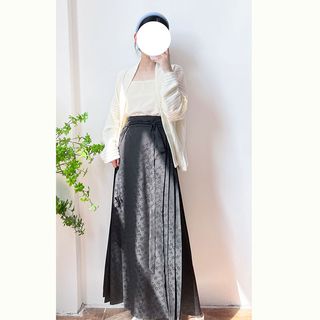 醉雨朵 正品原创墨染暗纹提花明制马面裙一片式穿孔