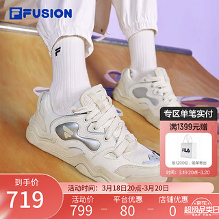 FILA 斐乐 FUSION斐乐潮牌女鞋KICK DX专业滑板鞋2024春新款时尚运动鞋 初雪白/珍珠色-PS 38