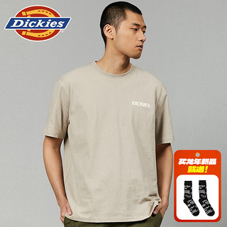 dickies24春夏 男女同款背后印花宽松圆领短袖T恤DK012926 沙色 XXL