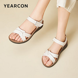 yearcon意尔康皮鞋女软底休闲坡跟鞋舒适中年妈妈鞋魔术贴皮凉鞋米白