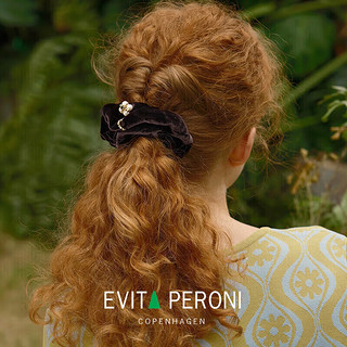 依慧达（Evita Peroni ）秋冬丝绒大肠发圈时髦复古仿珍珠皮筋头绳 珍珠款-摩卡棕