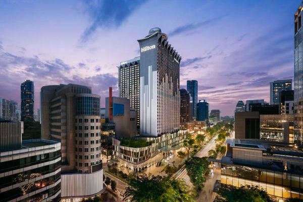 罕见的五一、国庆不加价,享行政礼遇!新加坡乌节希尔顿酒店 行政客房大床房2晚套餐(含双早+行政酒廊礼遇等)