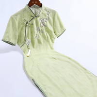 戚薇改良绿色旗袍2024夏季气质国风时尚显瘦修身日常年轻款连衣裙 绿色 S