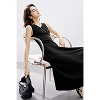 eifini 伊芙丽 设计感法式优雅收腰显瘦针织连衣裙女24春小黑裙